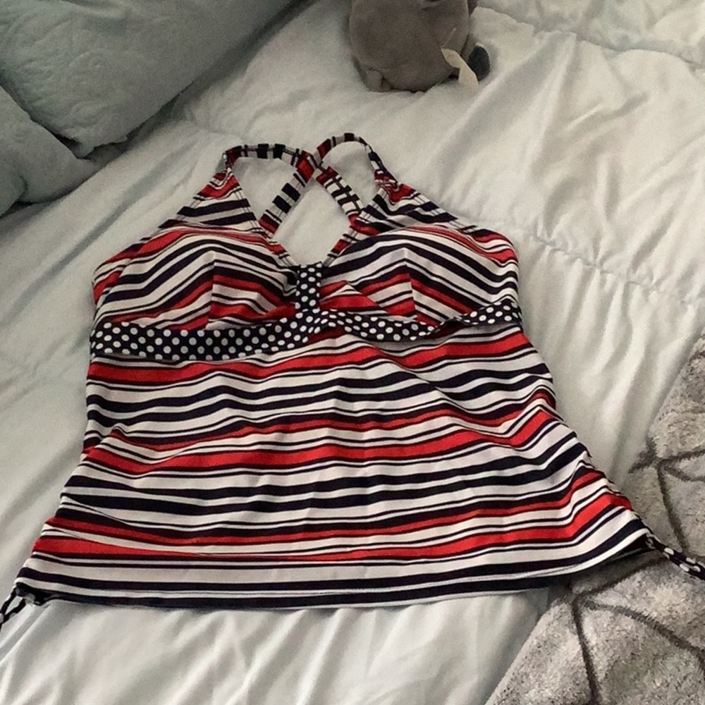 Tankini top patriotic red white and blue says size XL but I think it’s a…